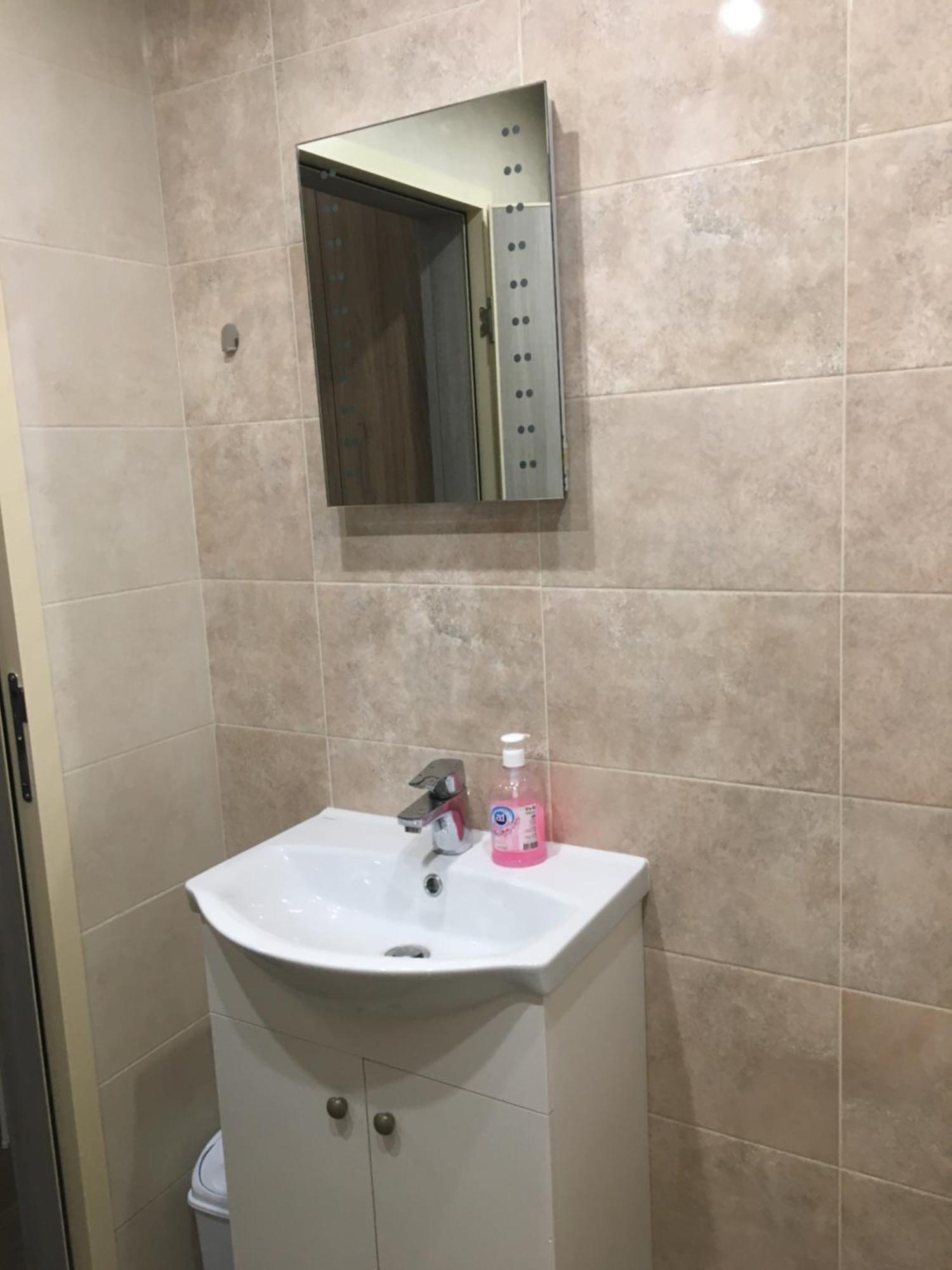 Уютен Нов Апартамент - Стара Загора С Две Спални Apartman Kültér fotó